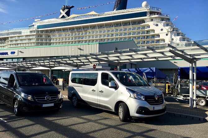 A popular choice for smaller cruise lines and ferries, Portsmouth International Port requires efficient ground transport. We offer private car and minibus transfers to and from Portsmouth, connecting passengers to London and regional destinations.